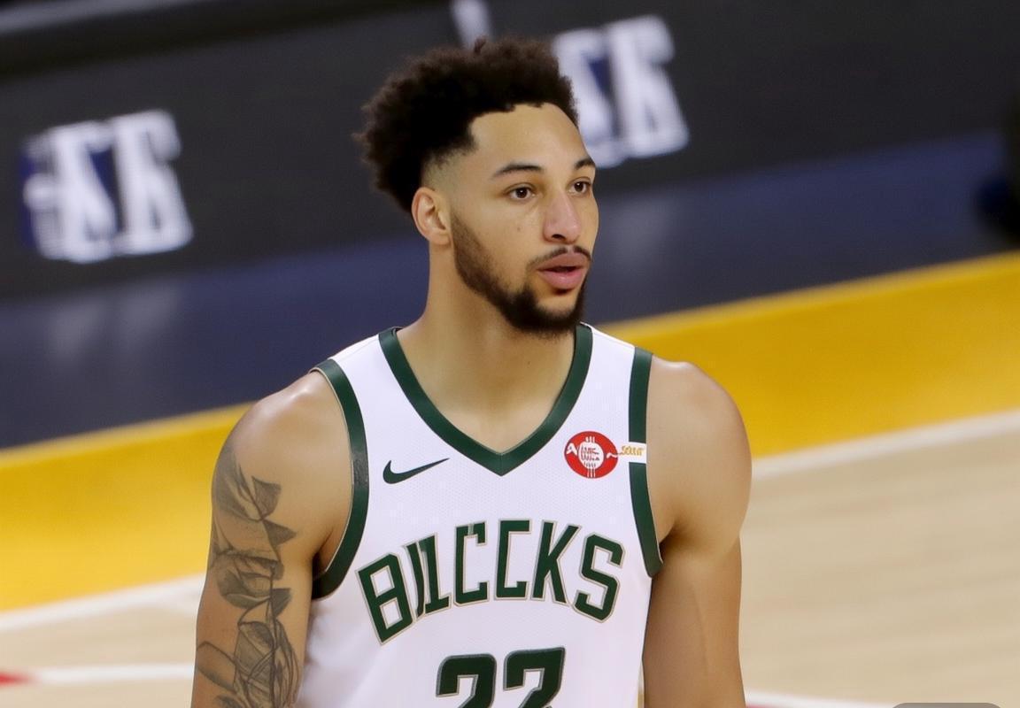 运动巨头战略调整：雄鹿勇士热火三方交易方案，泰勒·希罗与安德鲁·维金斯互换引发联盟震荡